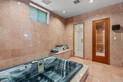 6 Summit Place, Whitestone, NY 11357 - Photo 24