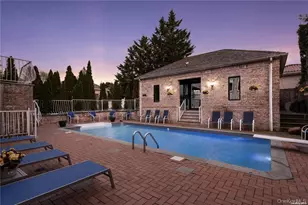 6 Summit Pl, Whitestone, NY 11357 - Photo 46