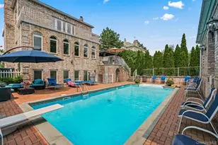 6 Summit Pl, Whitestone, NY 11357 - Photo 26