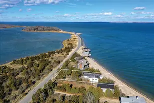 231 Gerard Dr, White Sulphur Springs, NY 11937 - Photo 8