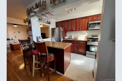 1425 Thieriot Avenue #5L, Bronx, NY 10460 - Photo 10