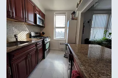 1425 Thieriot Avenue #5L, Bronx, NY 10460 - Photo 8