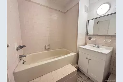 179-12 145 Avenue, Springfield Gardens, NY 11413 - Photo 26