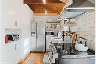 24 Cliff Way, Calverton, NY 11933 - Photo 10