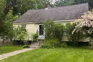 19 East Ave, Walden, NY 12586 - Photo 2