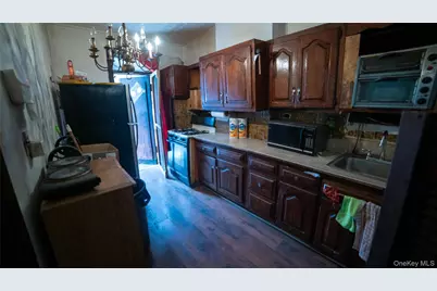 3301 Cruger Avenue, Bronx, NY 10467 - Photo 6