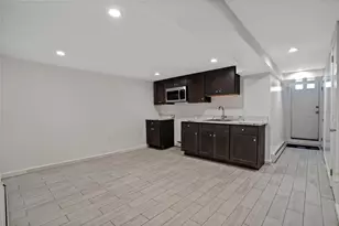 64-18 84th Pl, Middle Village, NY 11379 - Photo 20