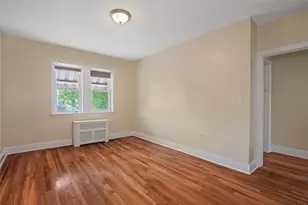 64-18 84th Pl, Middle Village, NY 11379 - Photo 30