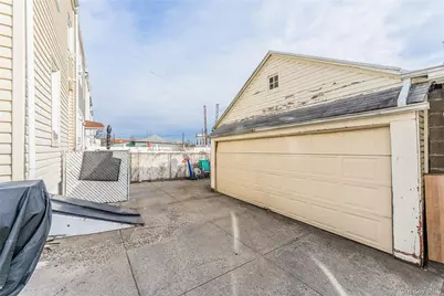 78-24 68th Road, Middle Village, NY 11379 - Photo 26