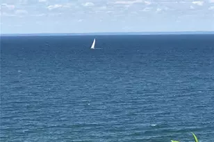 798 Sound Shore Rd, Jamesport, NY 11947 - Photo 14