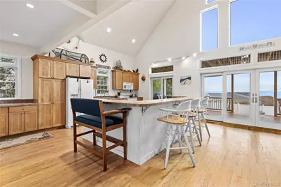 798 Sound Shore Road, Jamesport, NY 11947 - Photo 20