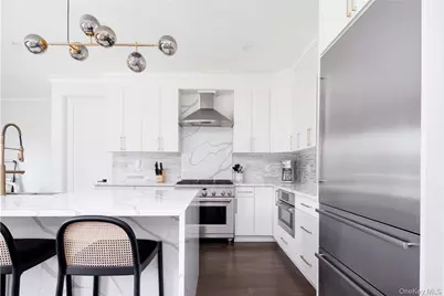 2415 Cox Neck Road, Mattituck, NY 11952 - Photo 2