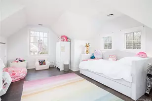 2415 Cox Neck Rd, Mattituck, NY 11952 - Photo 8