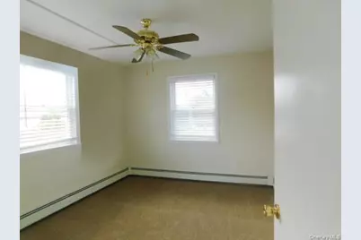 10 S Walnut Street, Beacon, NY 12508 - Photo 12