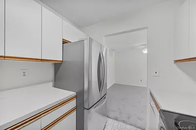 156 Carriage Court #G, Yorktown Heights, NY 10598 - Photo 12