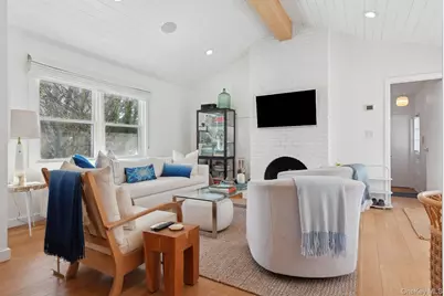 73 Charla Drive, Southampton, NY 11968 - Photo 8