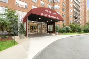 70-25 Yellowstone Blvd, Forest Hills, NY 11375 - Photo 10