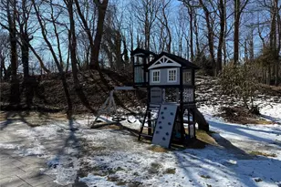 15 Fresh Pond Rd, Northport, NY 11768 - Photo 4