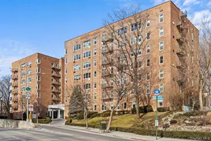 629 Kappock St, Bronx, NY 10463 - Photo 14