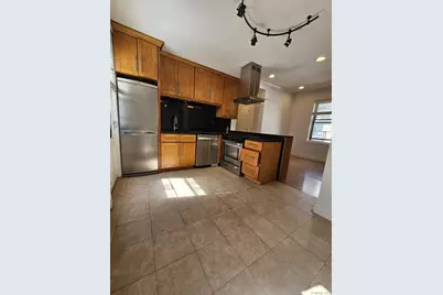 21-15 33 Street #4G, Astoria, NY 11105 - Photo 2
