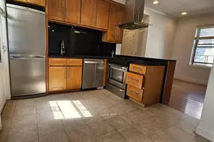 21-15 33 St, Astoria, NY 11105 - Photo 2