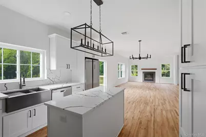8 Alaina Way, Poughquag, NY 12570 - Photo 18