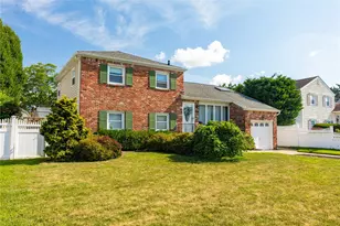 3563 Wadena St, Seaford, NY 11783 - Photo 2