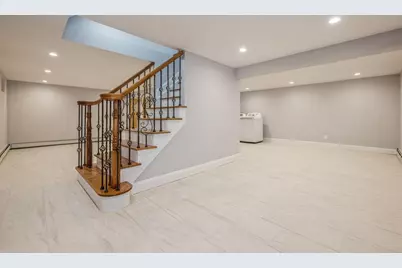 246-59 86th Road, Bellerose, NY 11426 - Photo 34