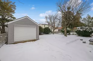 246-59 86th Rd, Bellerose, NY 11426 - Photo 40