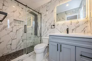 246-59 86th Rd, Bellerose, NY 11426 - Photo 32