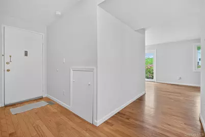 41 Jefferson Oval #B, Yorktown Heights, NY 10598 - Photo 6