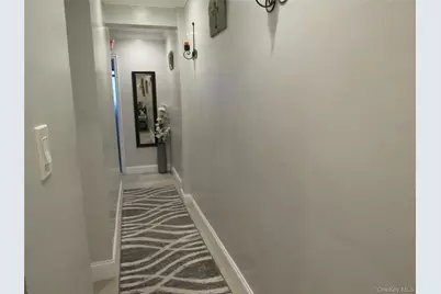 139-05 85th Drive #4G, Briarwood, NY 11435 - Photo 6