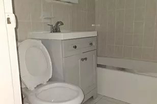 87-70 173rd St, Jamaica, NY 11432 - Photo 8