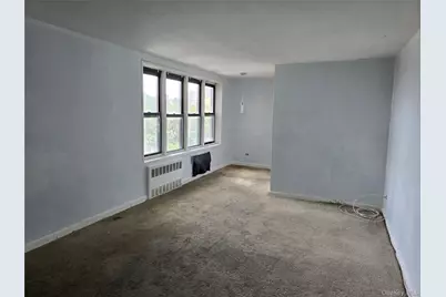 87-70 173rd Street #4N, Jamaica, NY 11432 - Photo 2