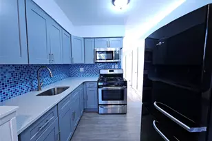 1154 E 101st St, Brooklyn, NY 11236 - Photo 12