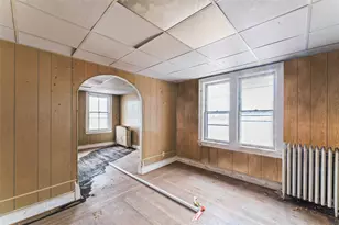 225 Dubois St, Newburgh, NY 12550 - Photo 8