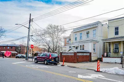 99-32 Alstyne Avenue, Corona, NY 11368 - Photo 4