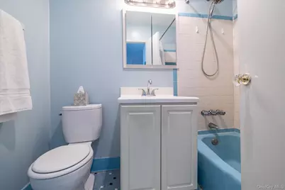 75 Noble Street #219, Lynbrook, NY 11563 - Photo 18