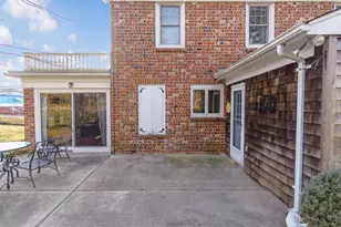 280 Wickham Ave, Mattituck, NY 11952 - Photo 6