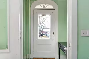 280 Wickham Ave, Mattituck, NY 11952 - Photo 8