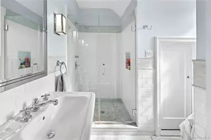 133 Aka 139 Hampshire Rd, Bronxville, NY 10708 - Photo 34