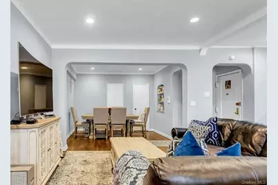 63-61 99th Street #A6, Rego Park, NY 11374 - Photo 4
