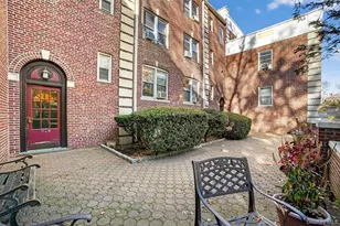 824 Palmer, Bronxville, NY 10708 - Photo 14