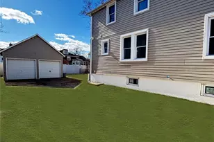 357 Westminster Rd, Cedarhurst, NY 11516 - Photo 16