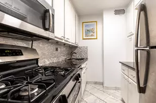 333 E 66th St, New York, NY 10065 - Photo 6