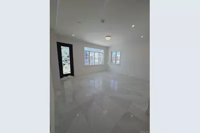 71-37 166 Street, Fresh Meadows, NY 11354 - Photo 4