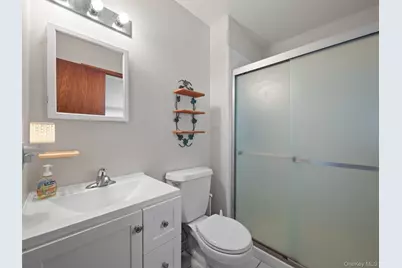 215 Old Haverstraw Road, Congers, NY 10920 - Photo 12