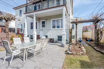 211 Laurelton Boulevard, Long Beach, NY 11561 - Photo 46
