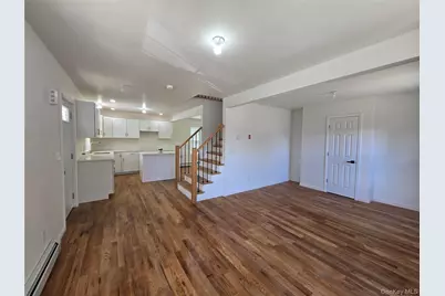 9 Fairview Avenue, Middletown, NY 10940 - Photo 2