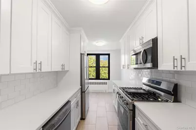 18-35 Corporal Kennedy Street #5C, Bayside, NY 11360 - Photo 4